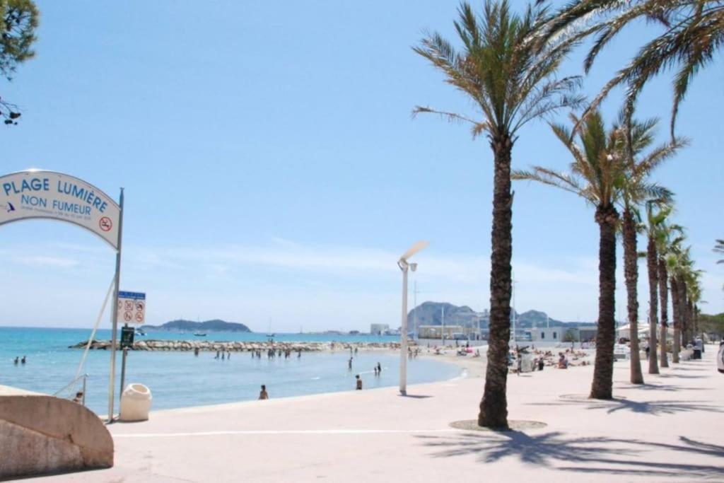 Blue Summer Vibes Duplex Studio For 4P, Ac, Sea View, Parking, Beach At 50M, Spa Access -3 La Ciotat Ngoại thất bức ảnh